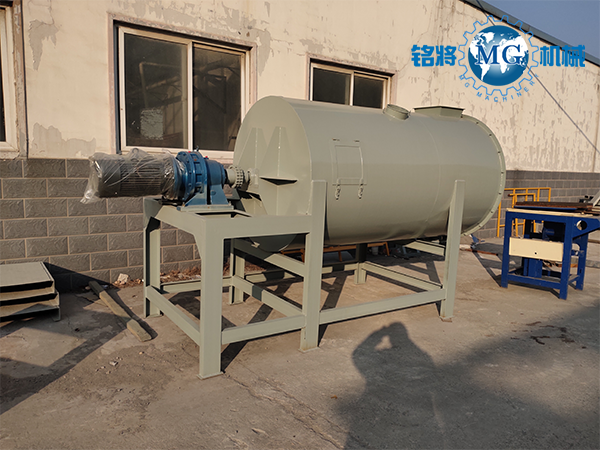 膩?zhàn)臃蹟嚢铏C(jī)重新啟動，保養(yǎng)要做好！